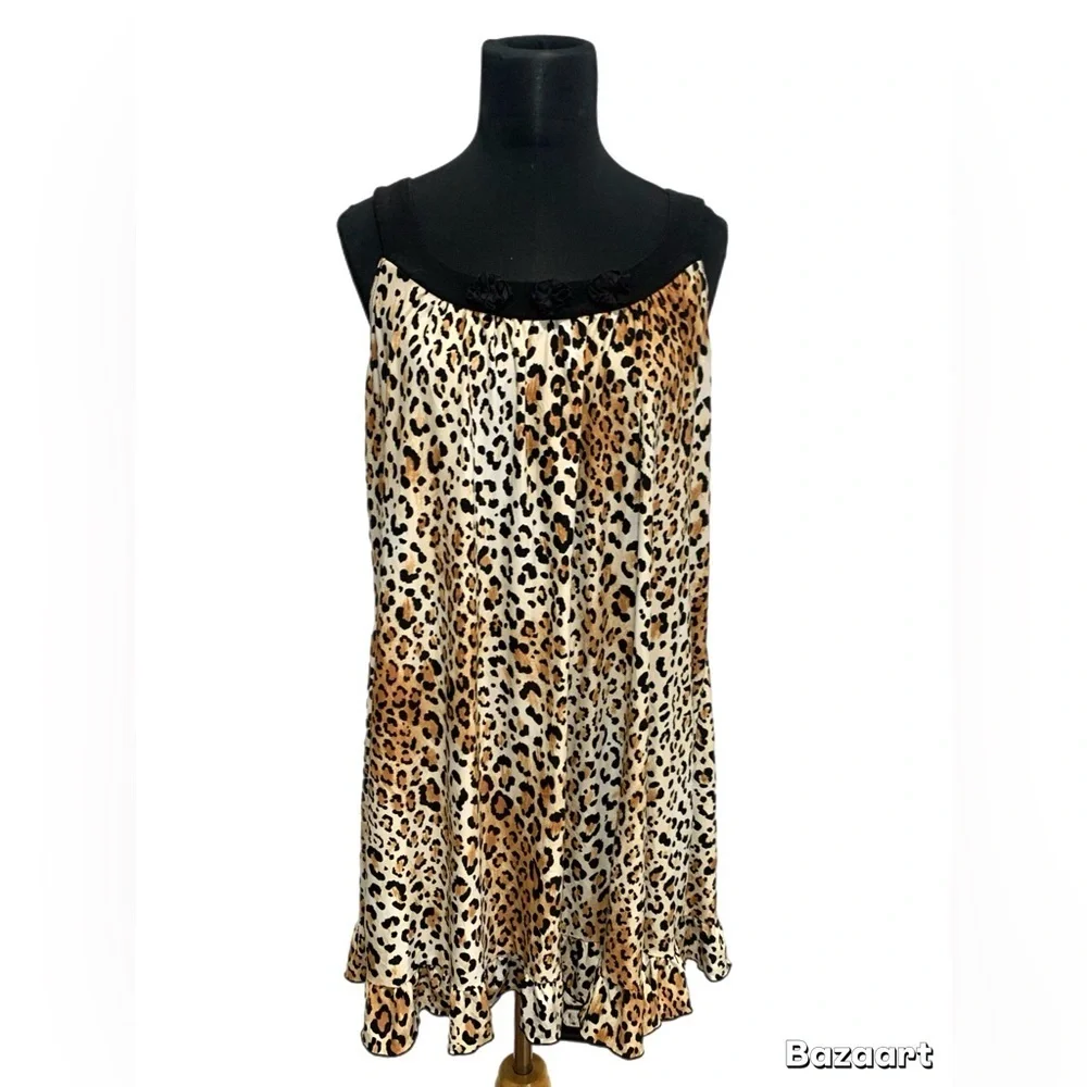 Elegant Leopard Print Chemise